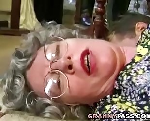 German Granny Can'_t Wait Relating to Fuck Young Delivery Guy