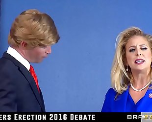 Donald drumpf bonks hillary clayton during a debate